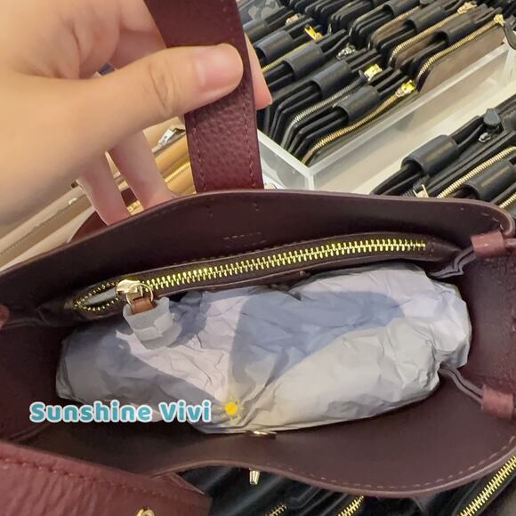 NWT COACH Hadley Mini Crossbody Bag CAL60 Dark Wine Leather Shoulder Bag - Picture 6 of 14